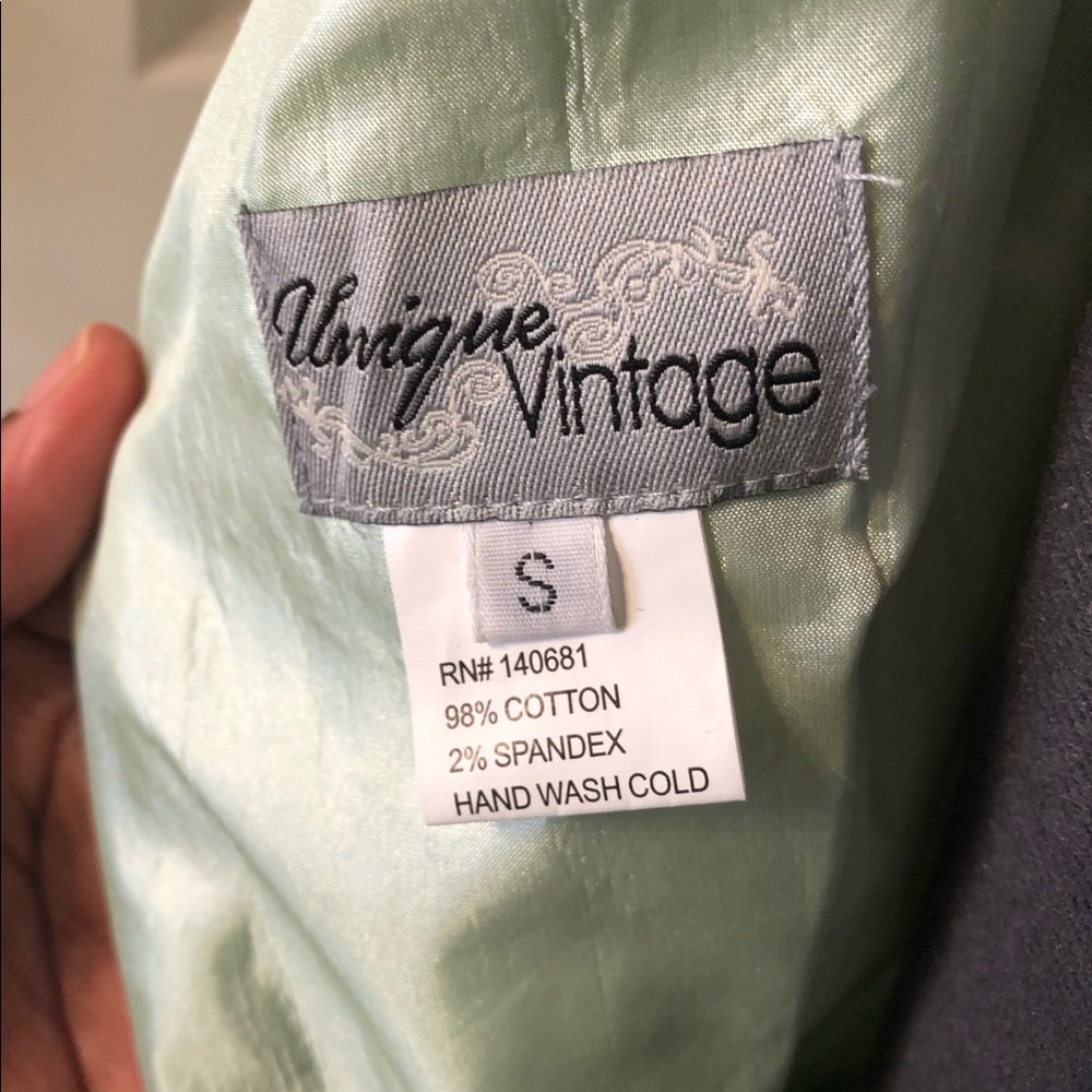 ❌Sold❌Unique Vintage Roman Holiday Dress - Picture 5 of 6